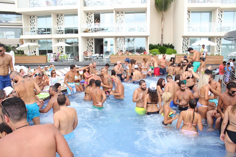 Sunday Pool Party at Whitelace